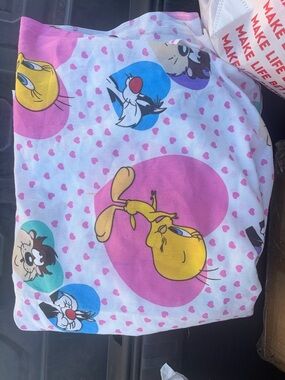 Vintage Looney Toons/ Tweety Bird Bed Sheet